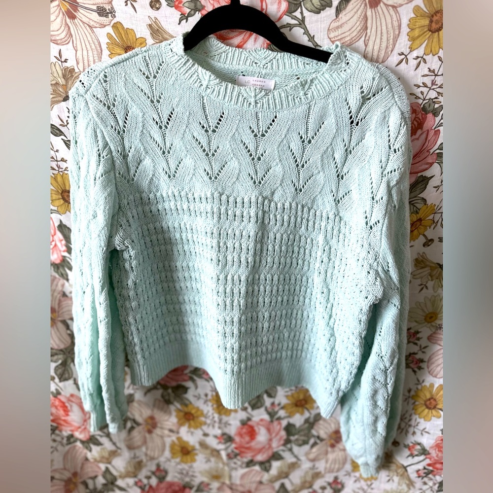 LC knit crop sweater
